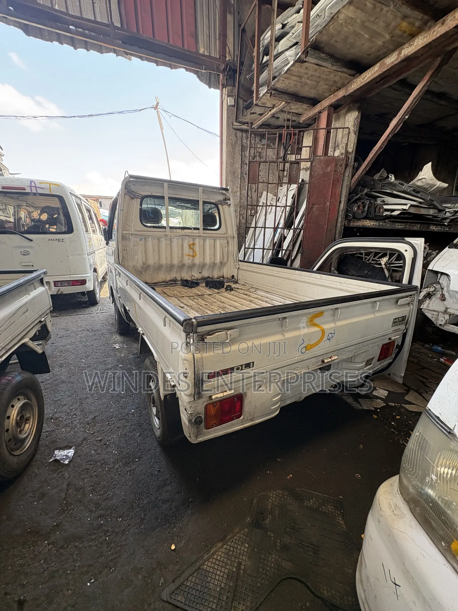 Daihatsu Mini Truck 2010