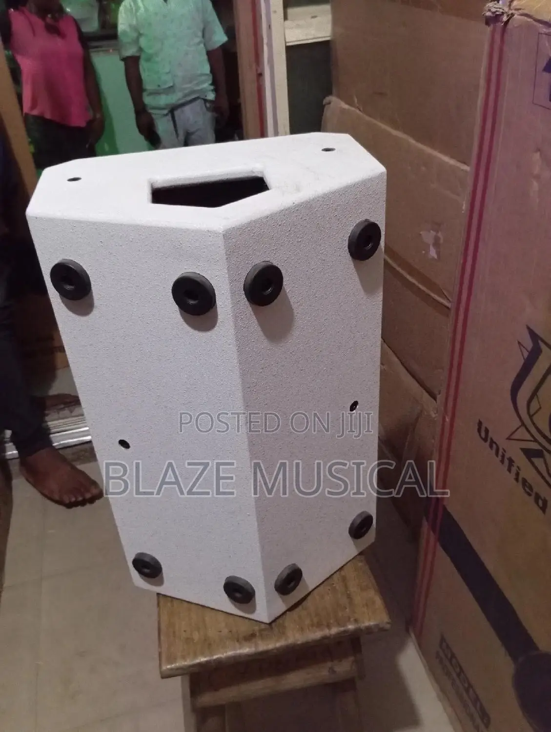 JBL 12inchs Hanging Loud Speaker
