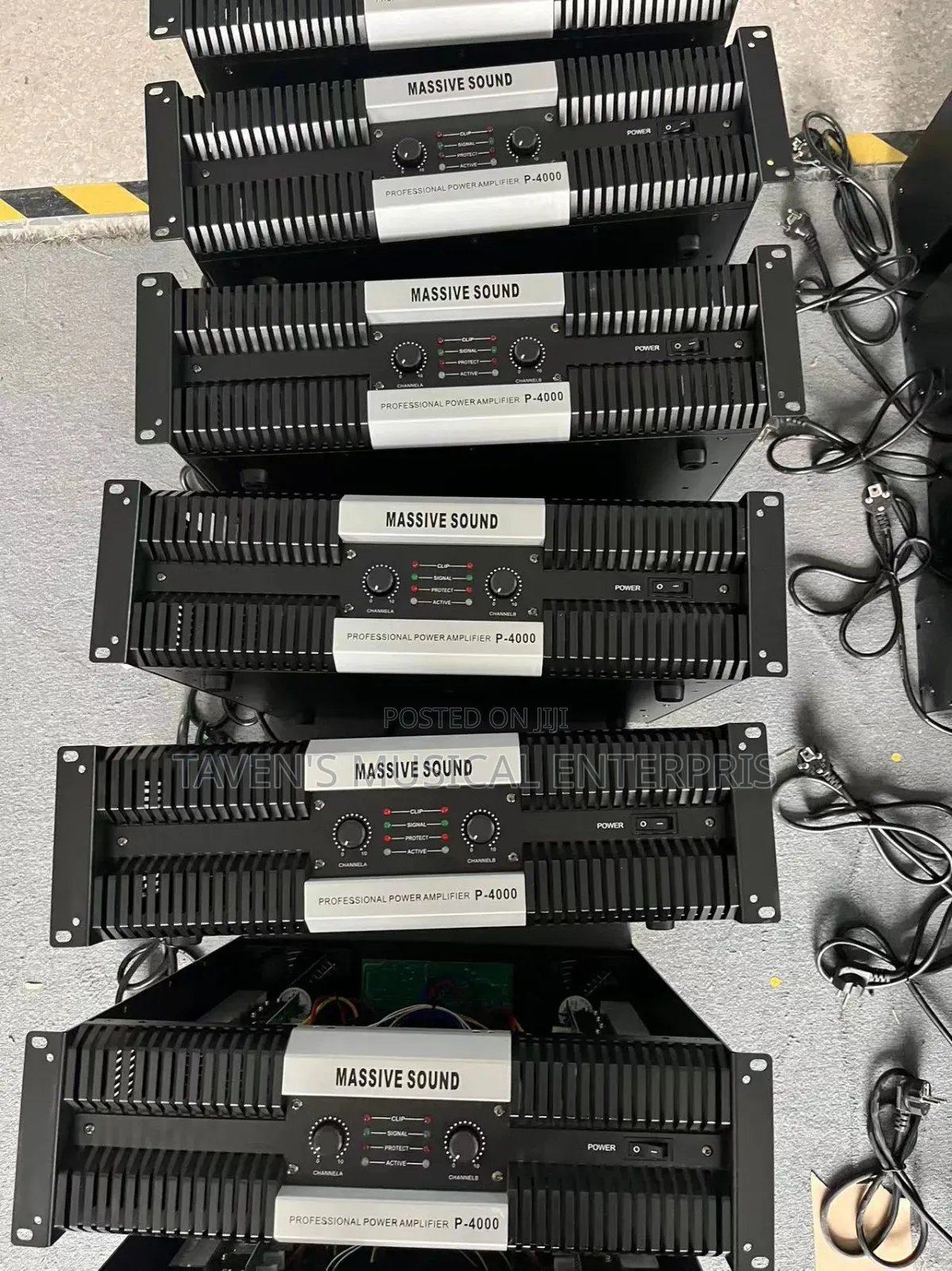 Massive Sound P-4000 Professional Power Amplifier