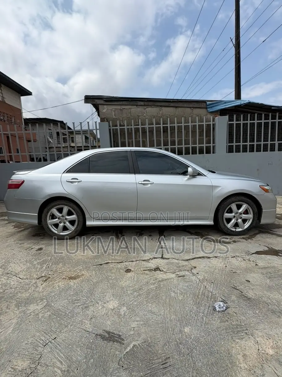 Toyota Camry SE 4dr Sedan (2.4L 4cyl 5A) 2007 Silver