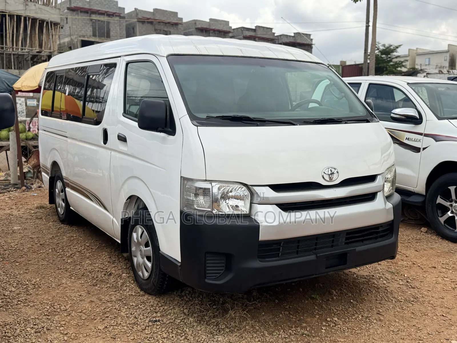 Toyota HiAce 2010 White