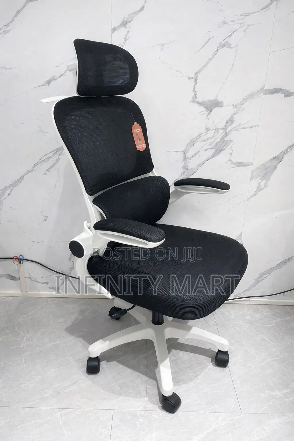 White Prime Seat Ergonomic Chair.