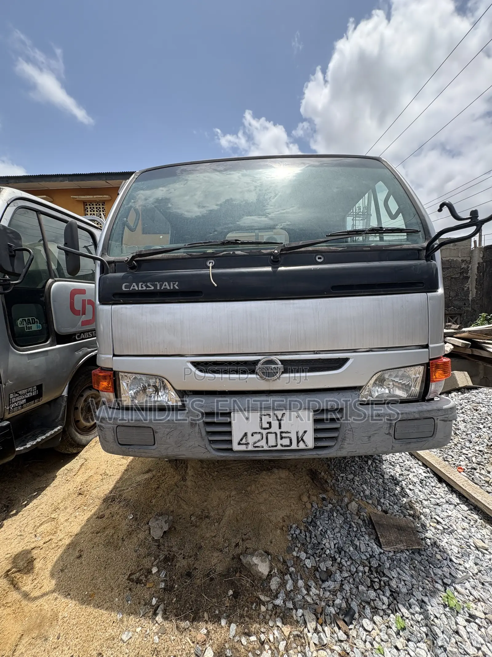 Nissan Cabstar Flatbed Truck 2010