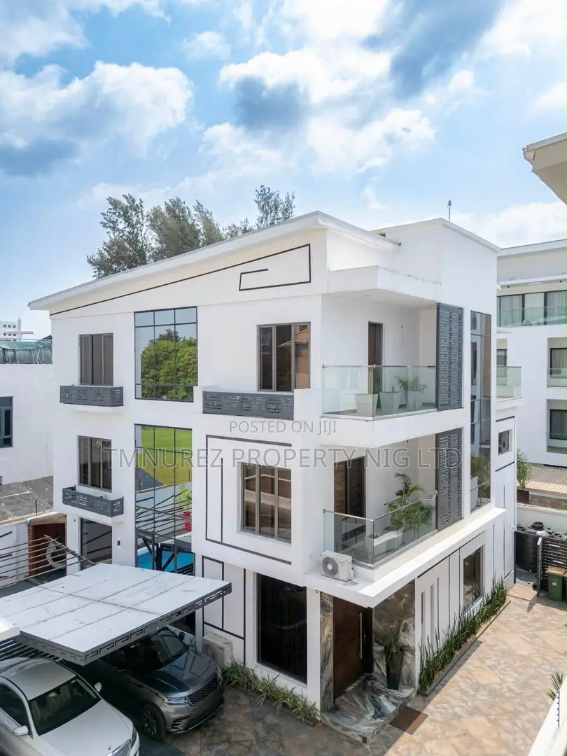 Furnished 5bdrm Duplex in Banana Island for sale