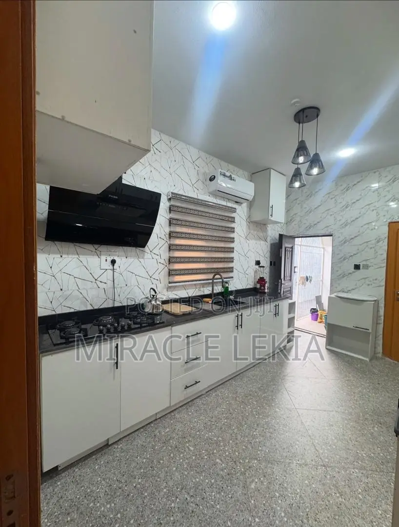 Furnished 4bdrm Duplex in Amadi-Ama for sale