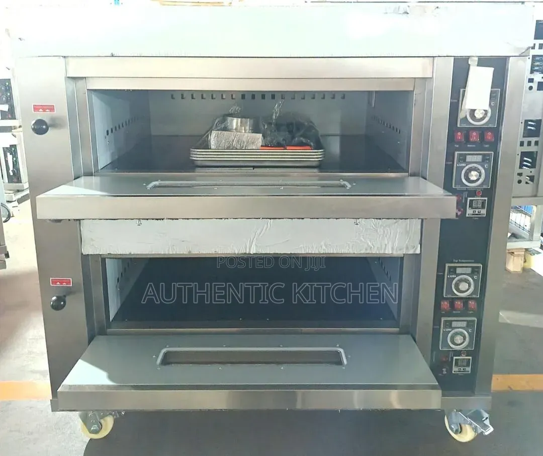 4 Trays Original Deck Oven. 
Made in Tiwan, Gas Use.