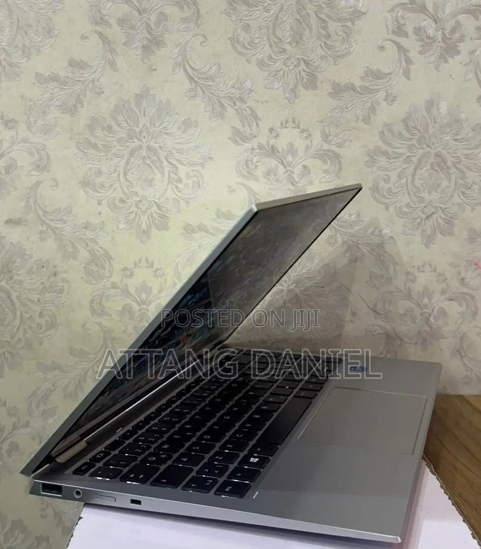Laptop HP EliteBook 1040 G8 16GB Intel Core i5 SSD 512GB