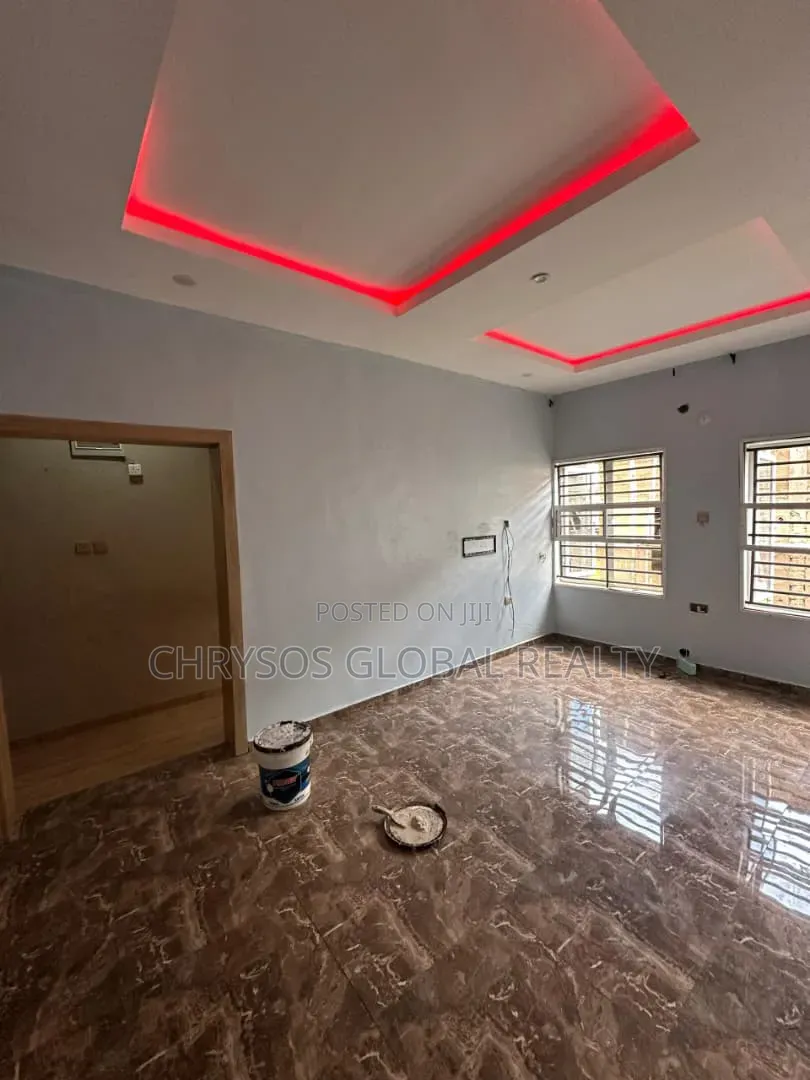 4bdrm Duplex in Carlton Gate Estate for rent