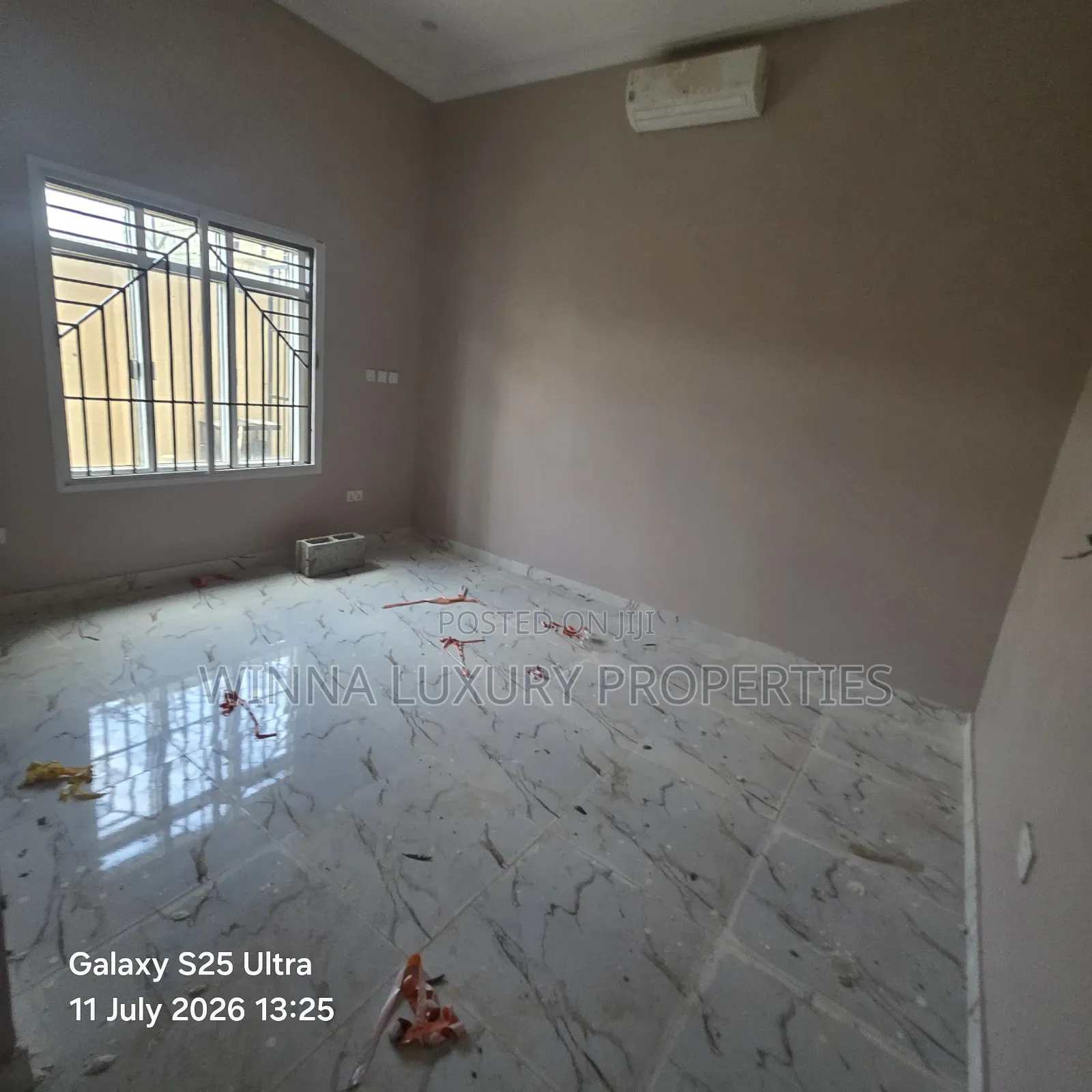 4bdrm Townhouse/Terrace in Behind Shafa Filling, Lugbe District