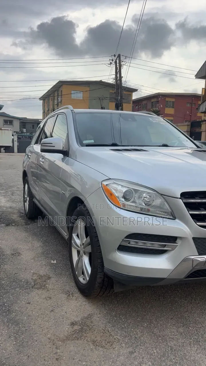 Mercedes-Benz M Class 2012 Silver