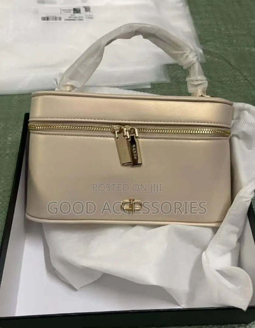 Pedro Handbag