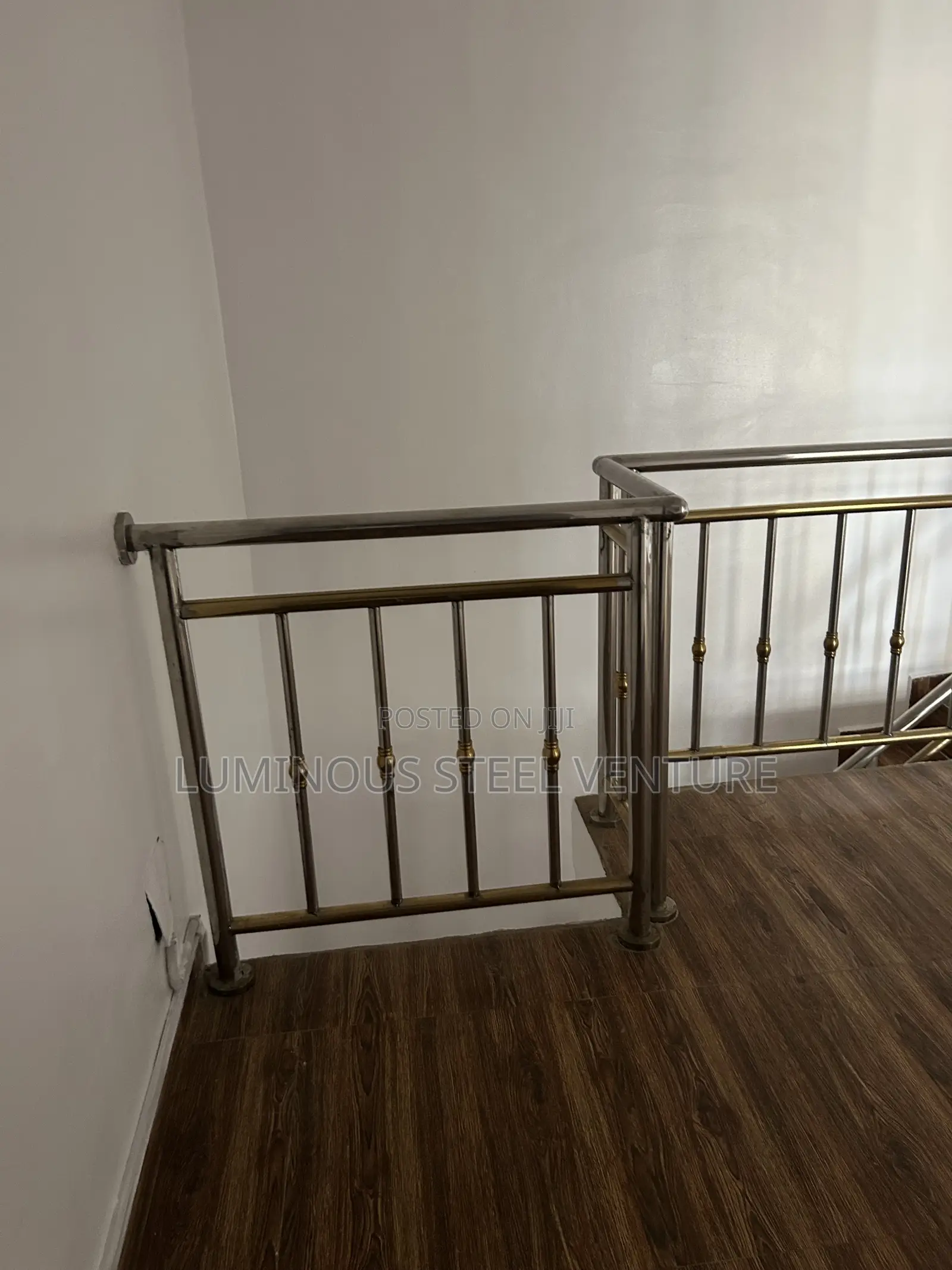 Elevate Your Home’S Interior With a Stunning Gold and Silver Interior
