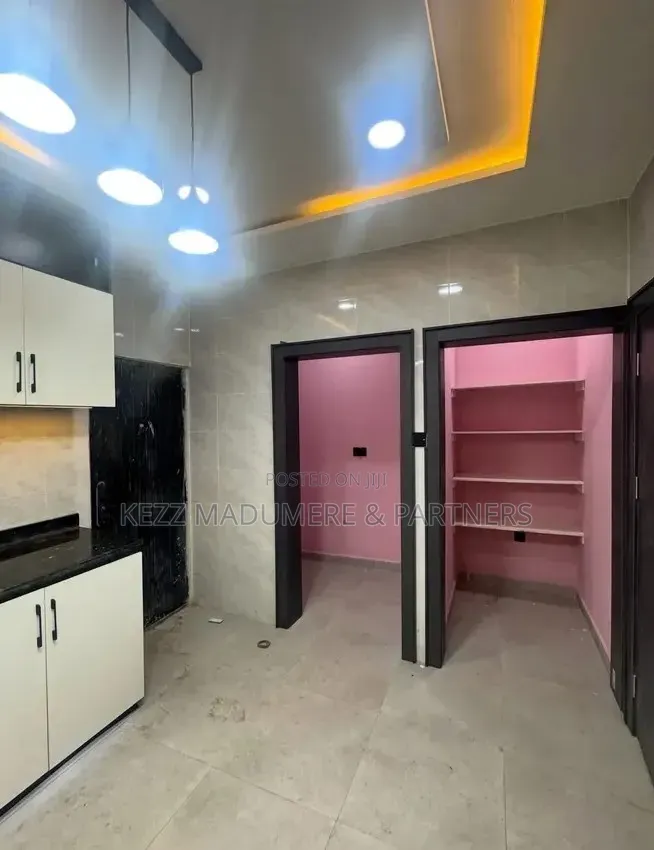 4bdrm Bungalow in Eligbolo Eliozu Port for sale