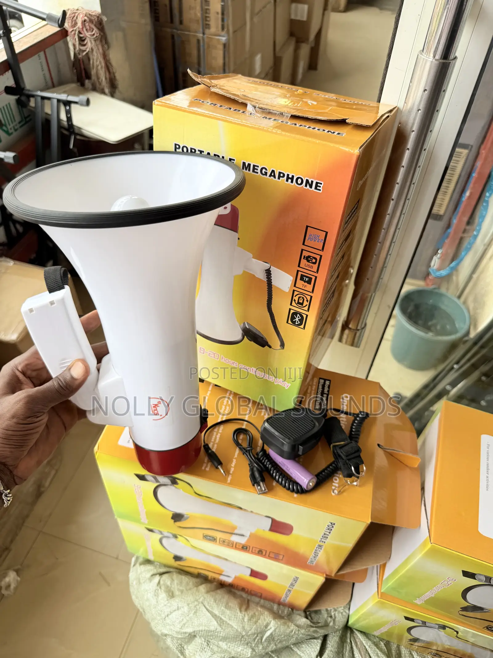 Rechargeable Megaphone Amplifier