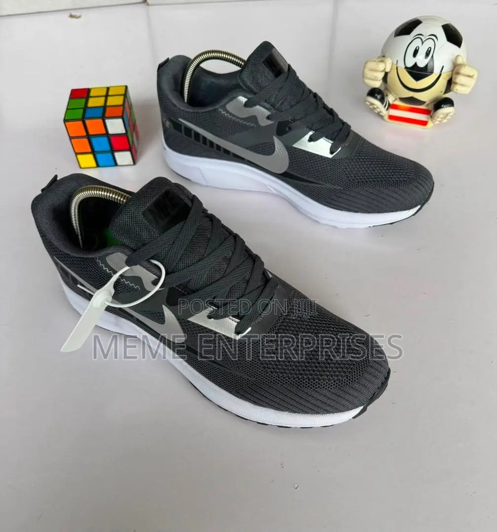Nike Zoom (Size 40- 49) 