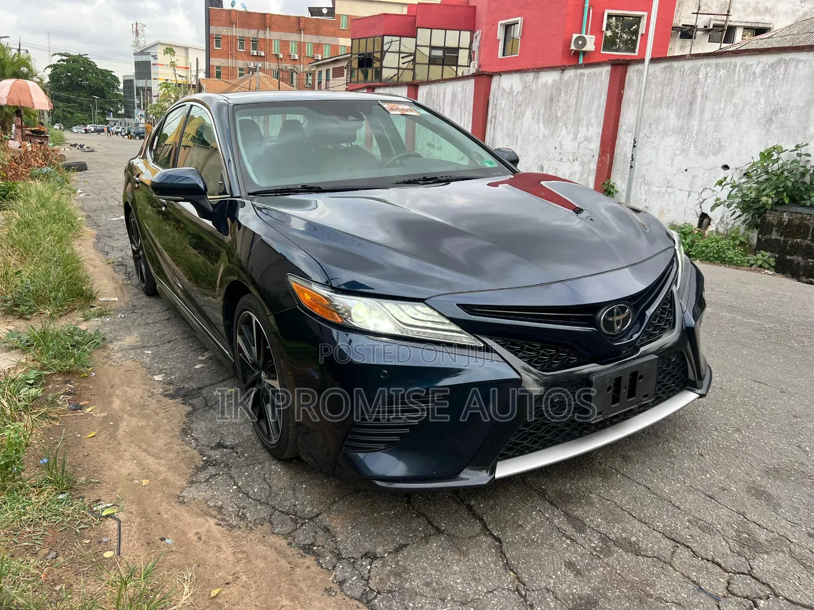 Toyota Camry 2019 Blue