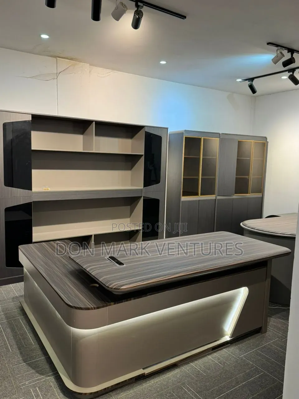 1.8 Meter Executive Luxury Office Table