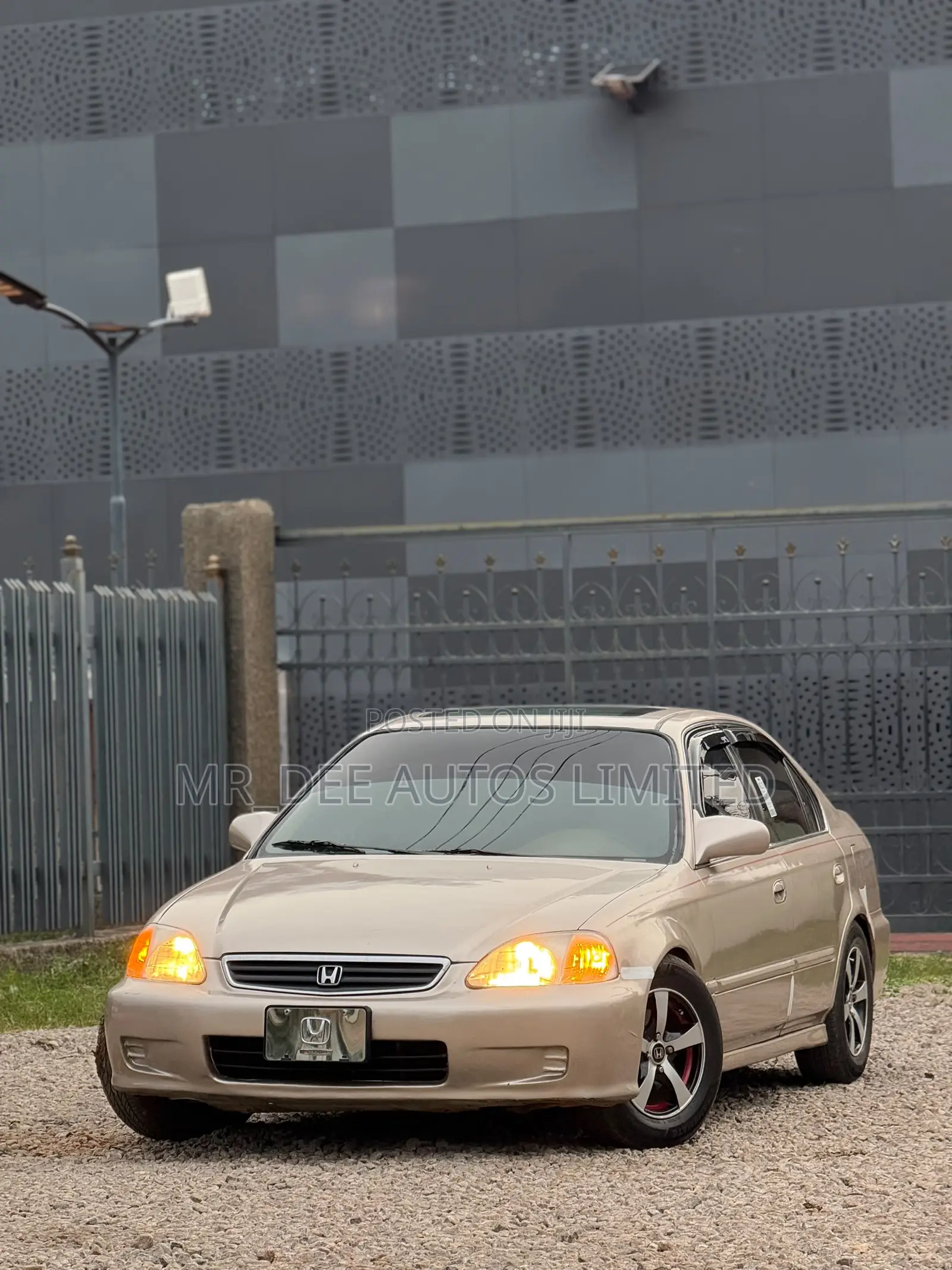 Honda Civic 2002 Gold