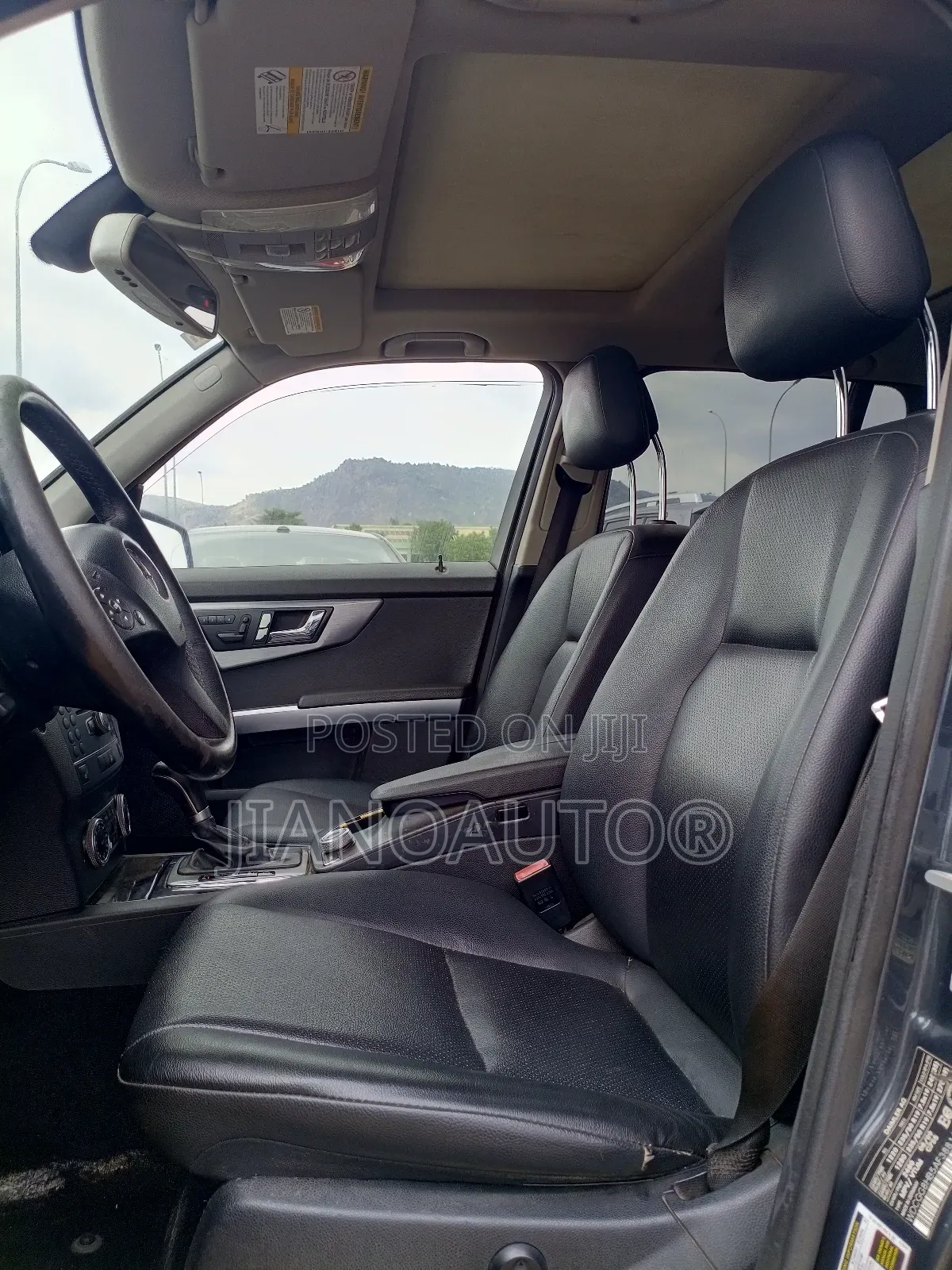 Mercedes-Benz GLK-Class 2010 Gray