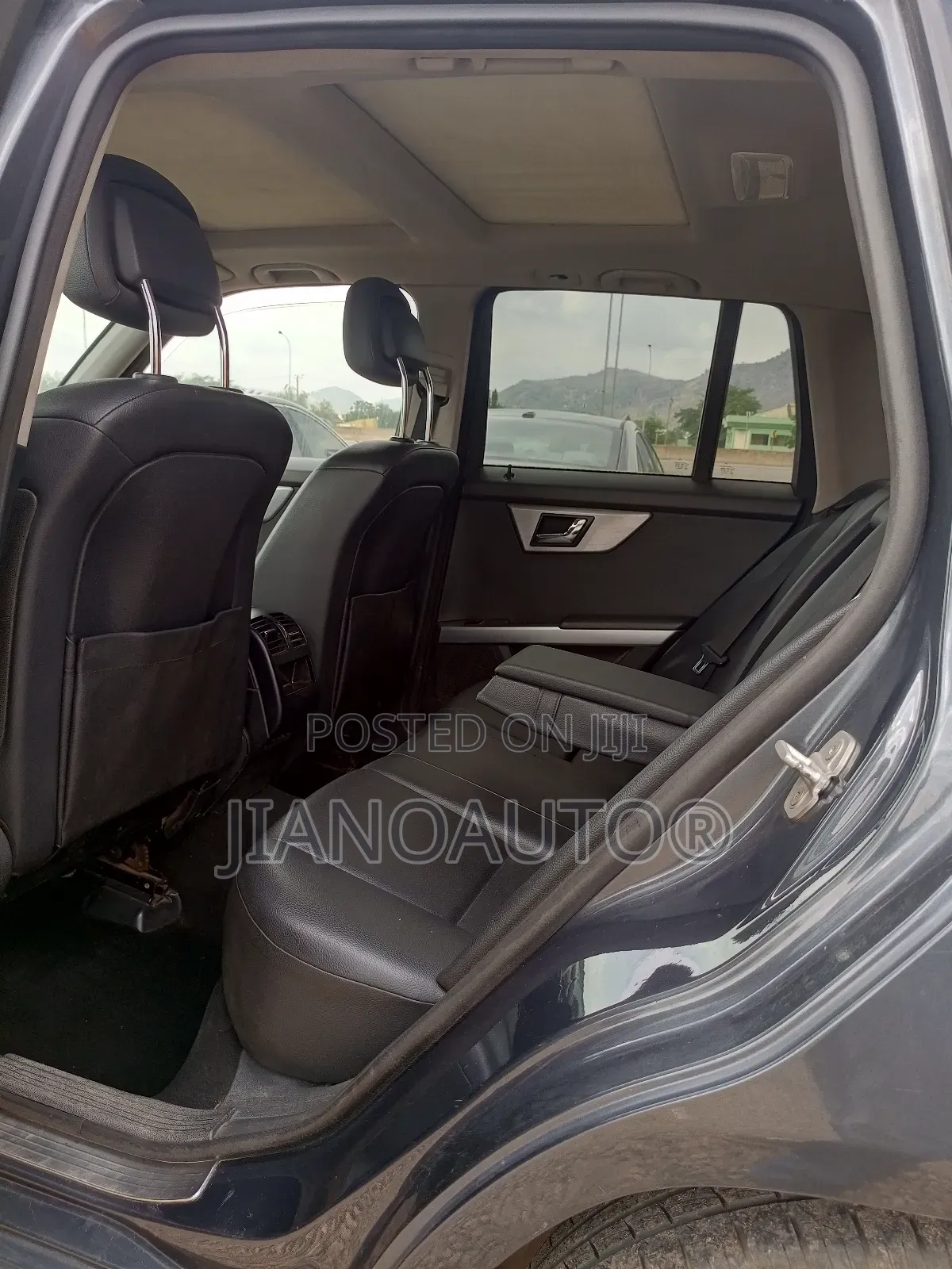 Mercedes-Benz GLK-Class 2010 Gray