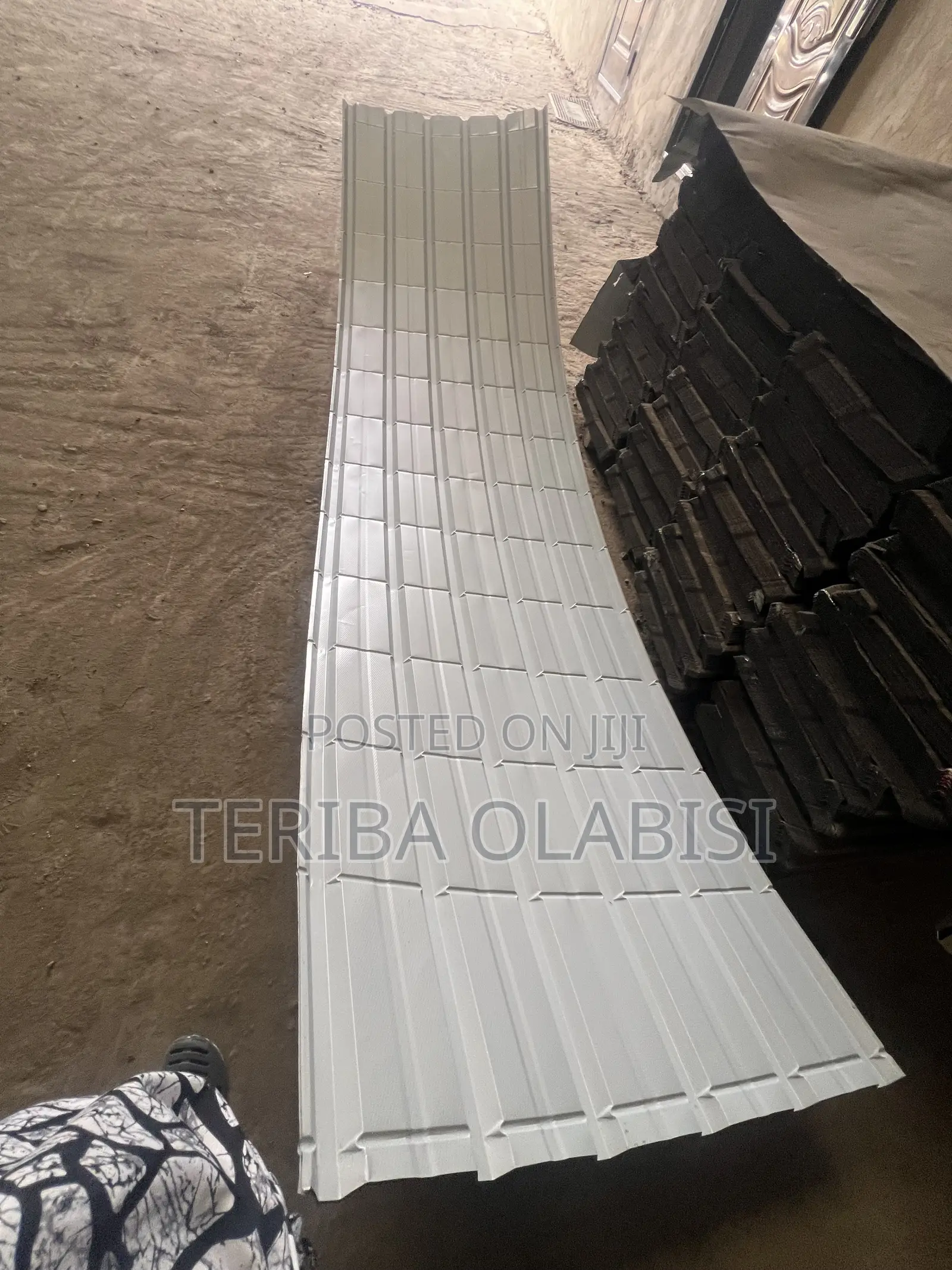 Crip Design (Curve Roofing Sheet)