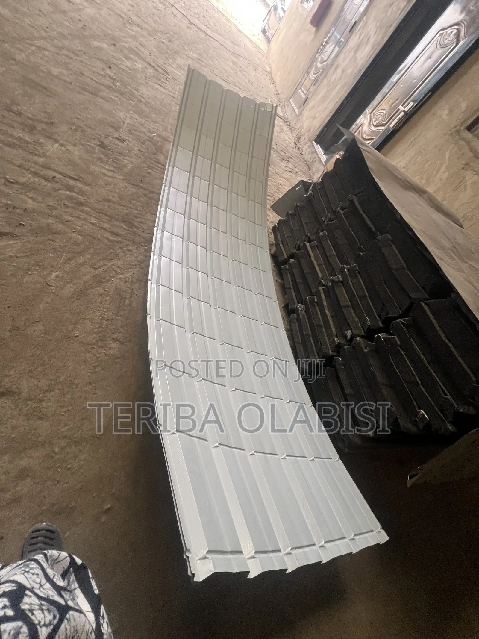 Crip Design (Curve Roofing Sheet)