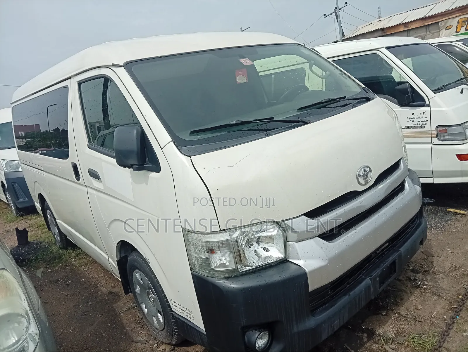 Toyota HiAce 2016 White