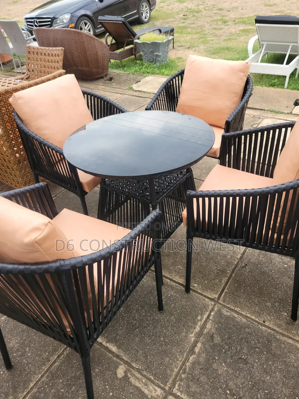 Set of Outdoor by 4 Seater
