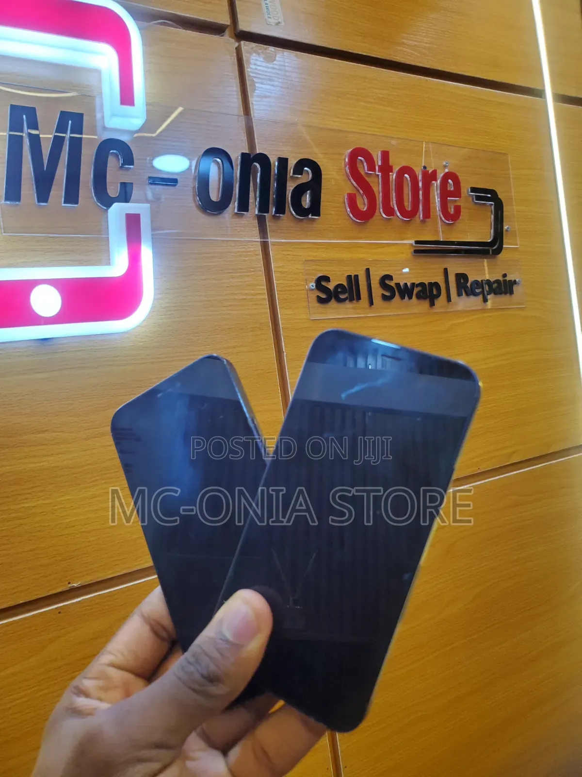 Apple iPhone 12 64 GB Black