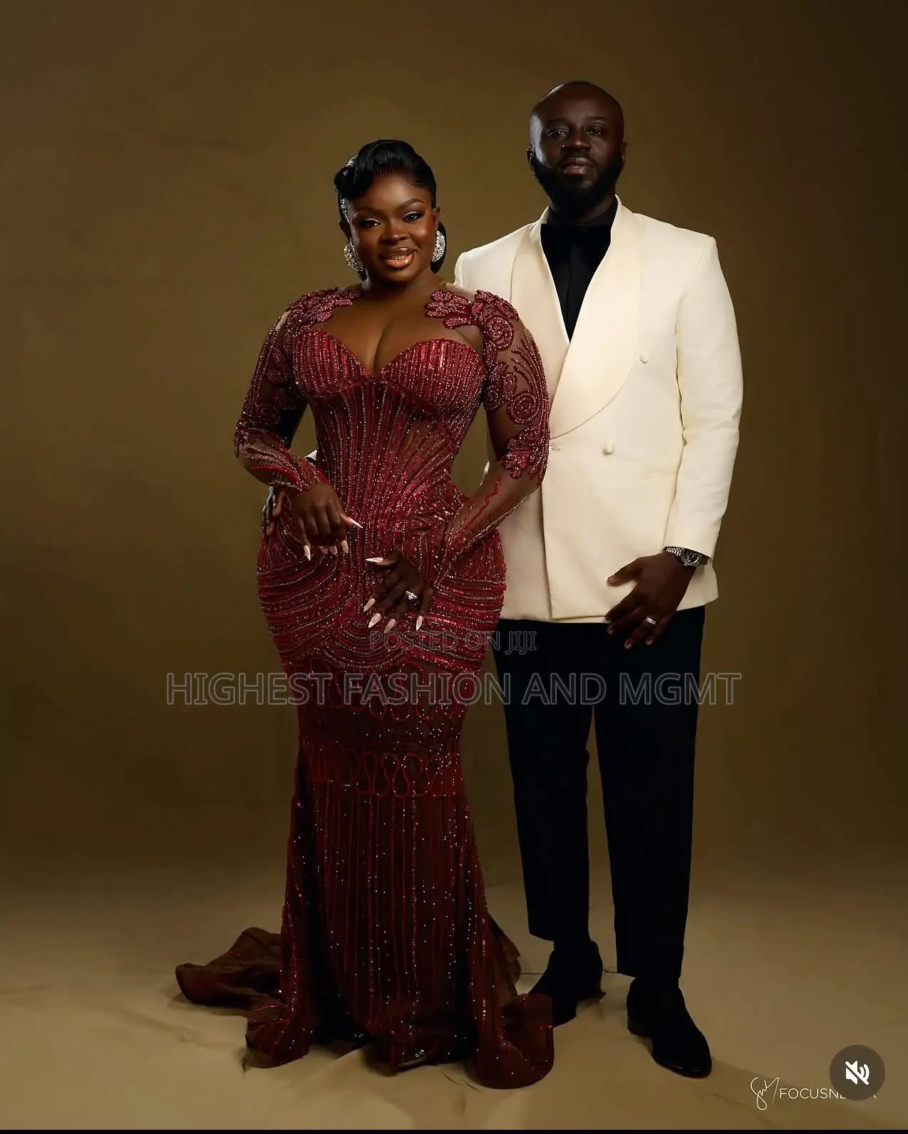 Luxury Crimson Cream Couple Set