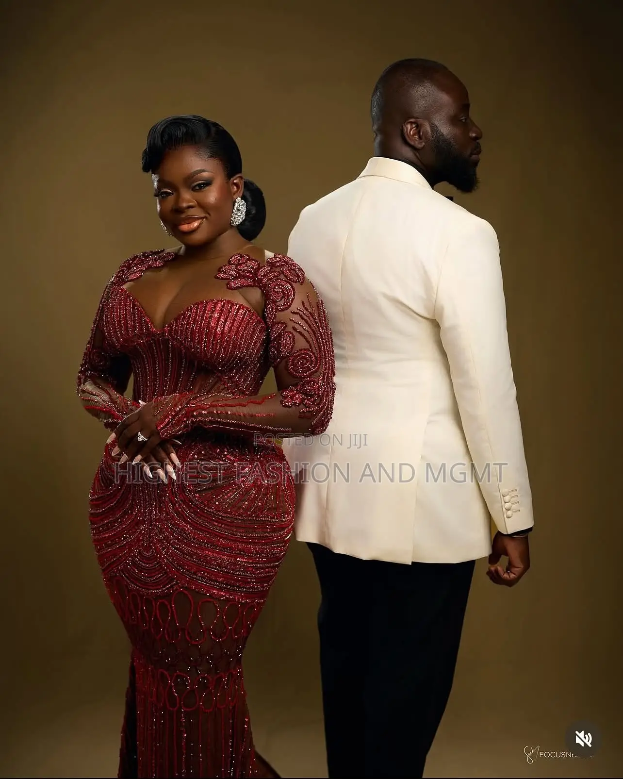 Luxury Crimson Cream Couple Set