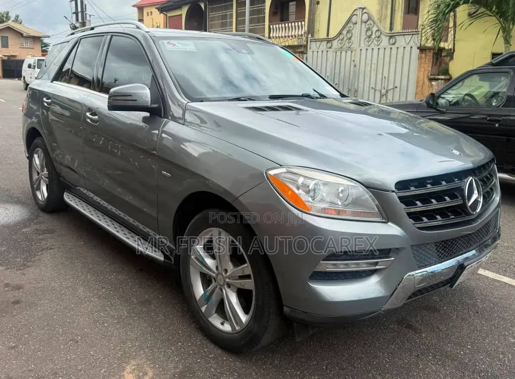 Mercedes-Benz M Class 2012 Gray