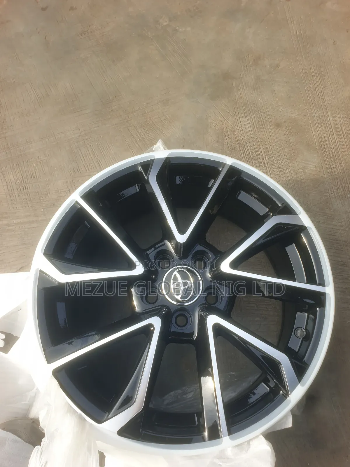 Sailun Tyre 215/65/17 for Toyota Camry /Corolla Et 