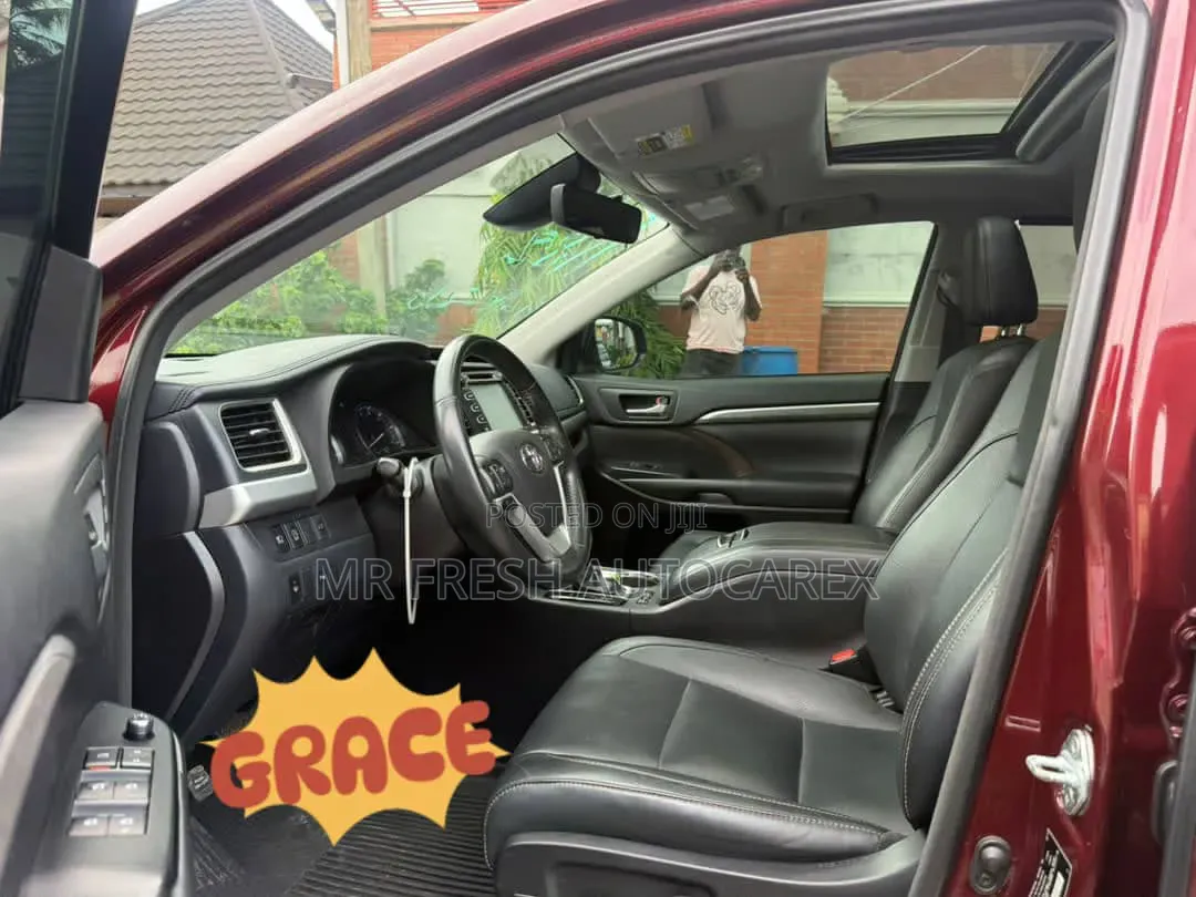 Toyota Highlander Limited 4x4 V6 (3.5L 6cyl 8A) 2017 Red