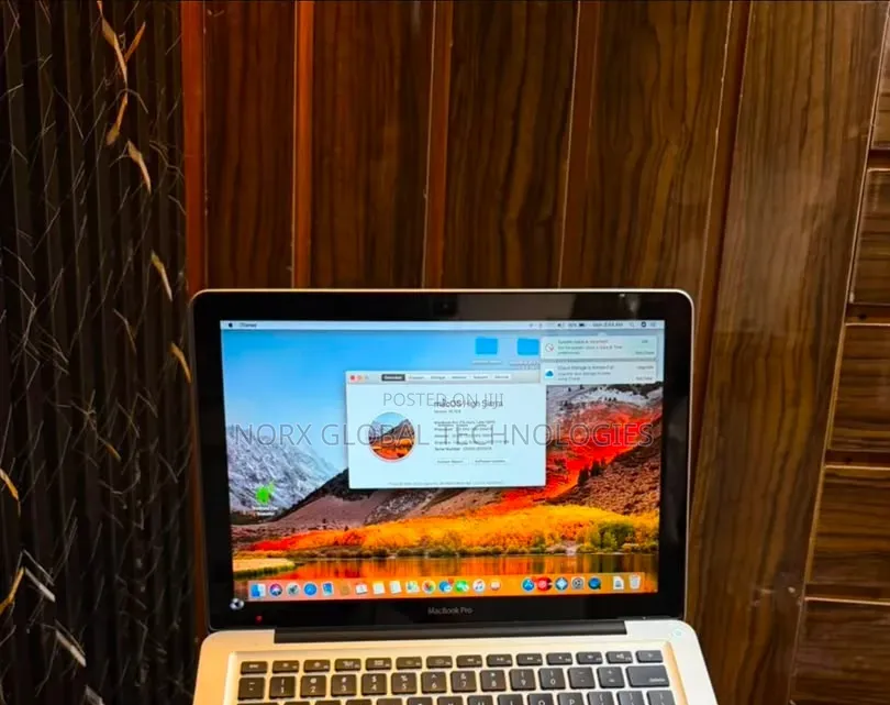 Laptop Apple MacBook 2011 8GB Intel Core i5 HDD+SSD 320GB