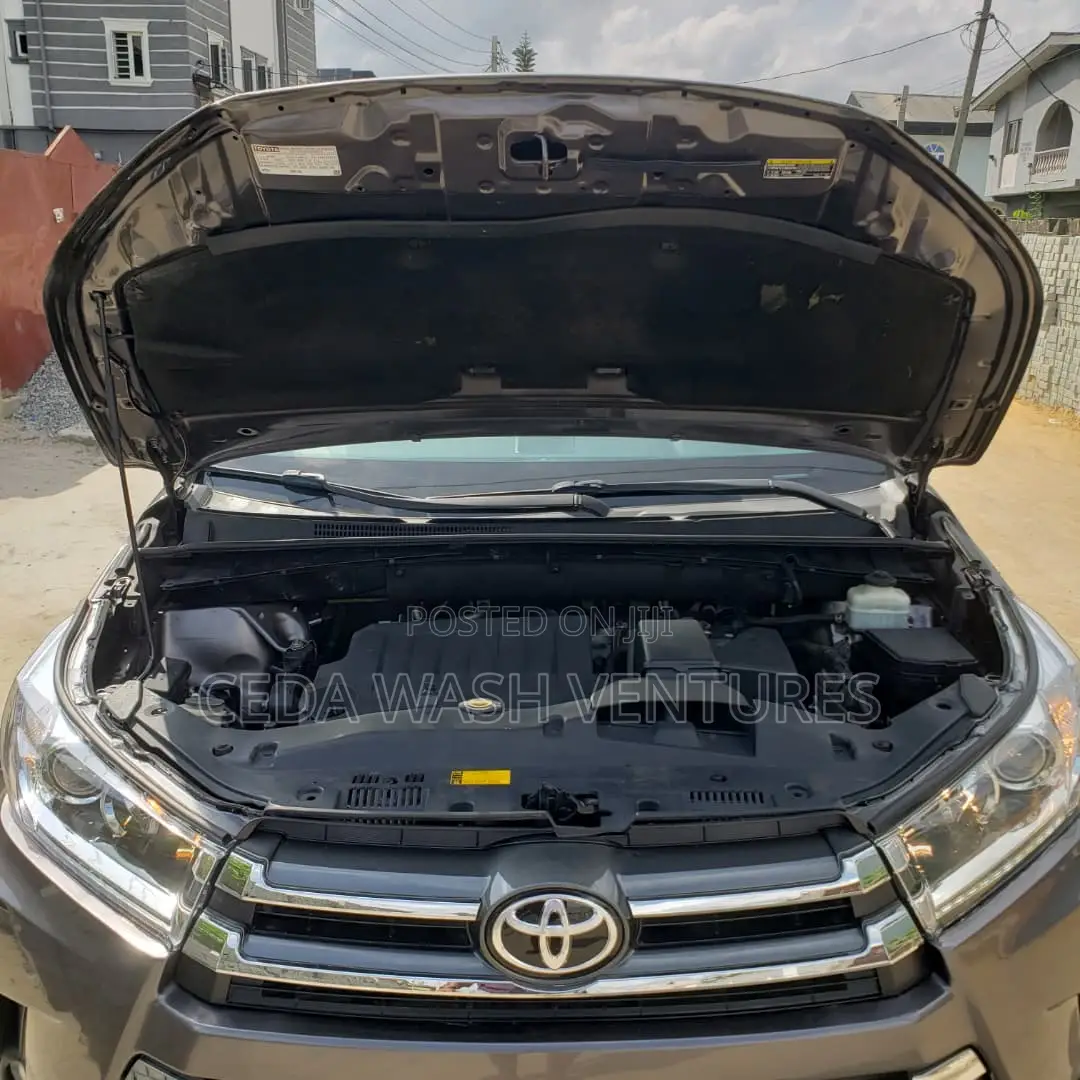 Toyota Highlander Limited 4dr SUV (3.5L 6cyl 6A) 2015 Brown