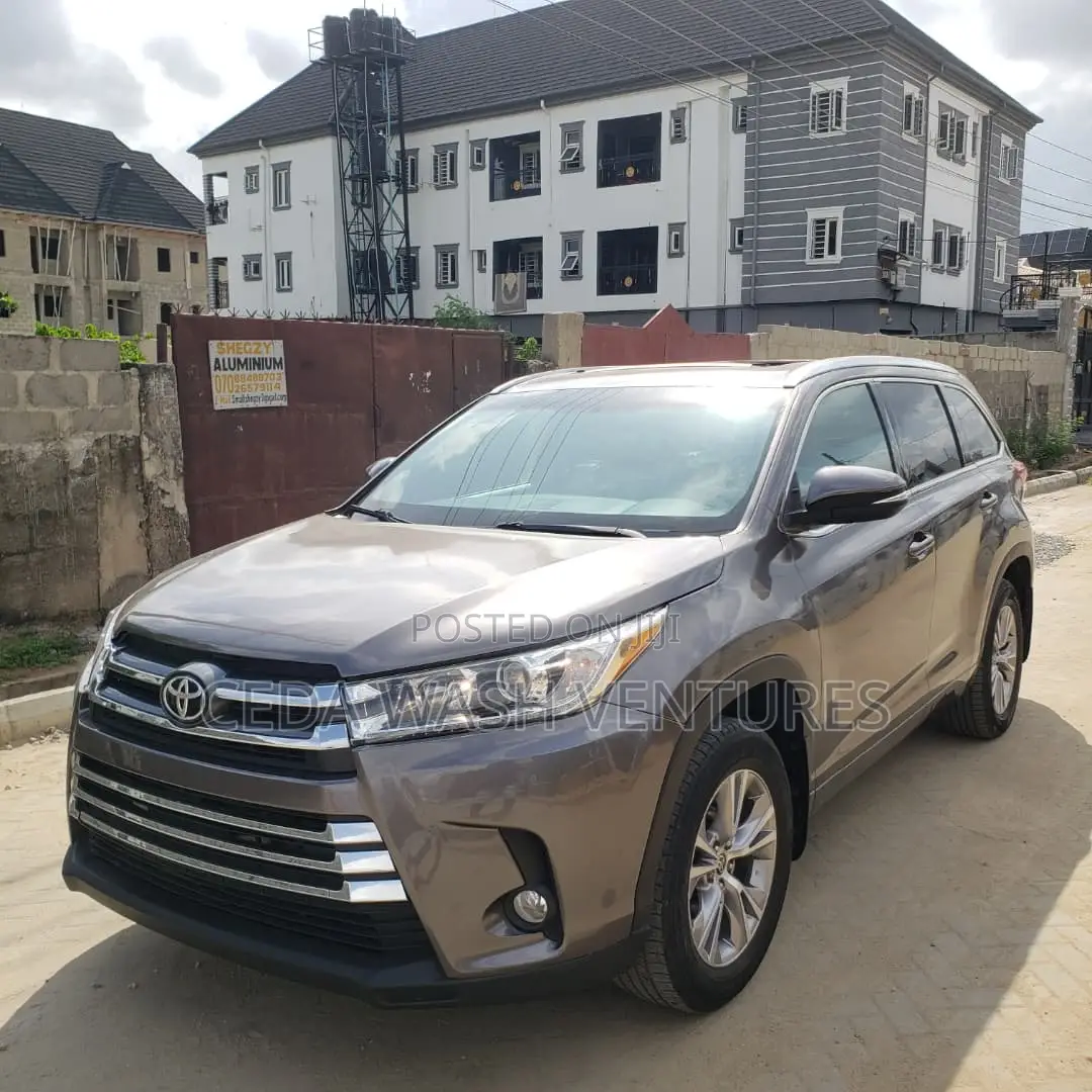 Toyota Highlander Limited 4dr SUV (3.5L 6cyl 6A) 2015 Brown