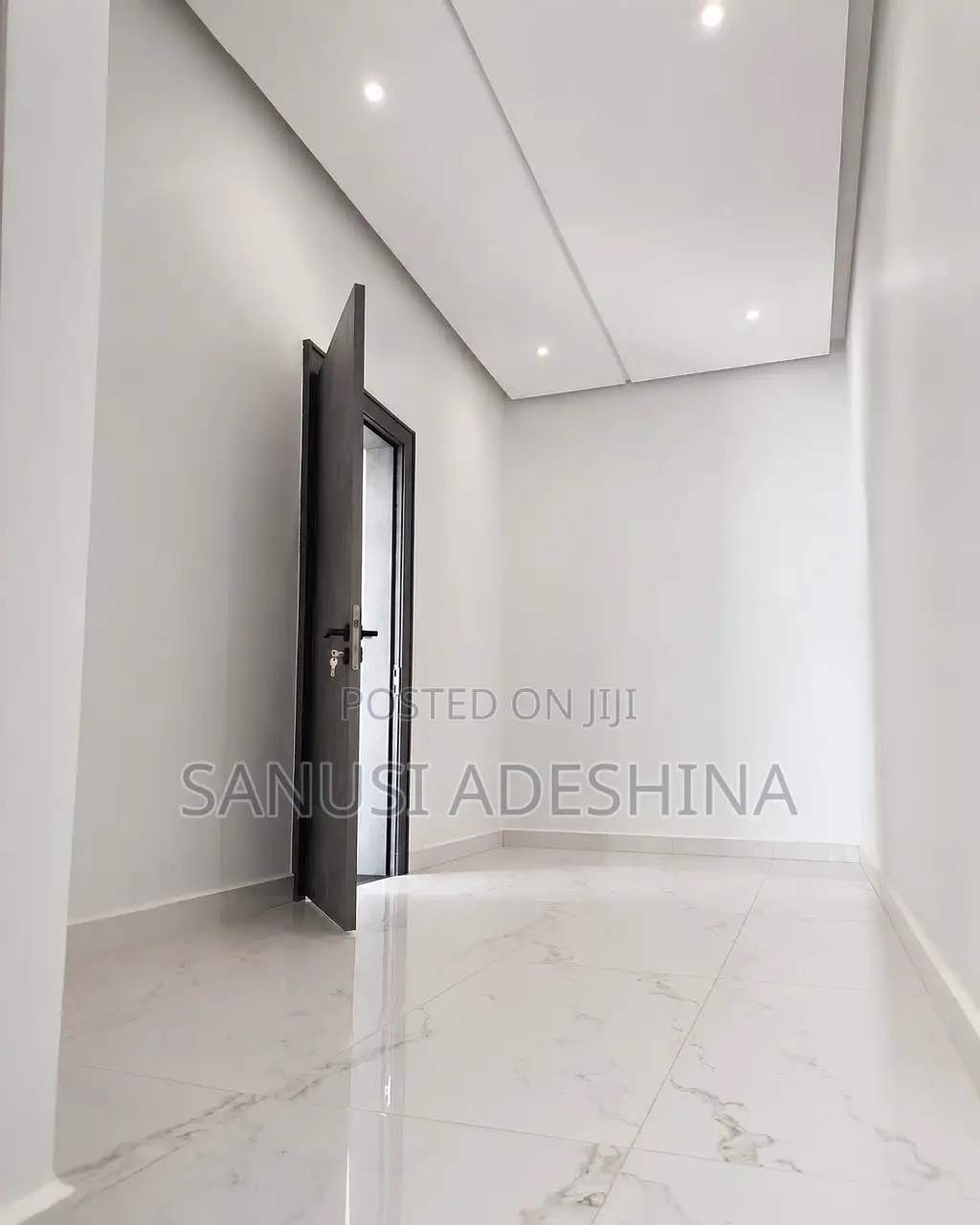 Mini Flat in Jahi Gilmore,,Very for rent