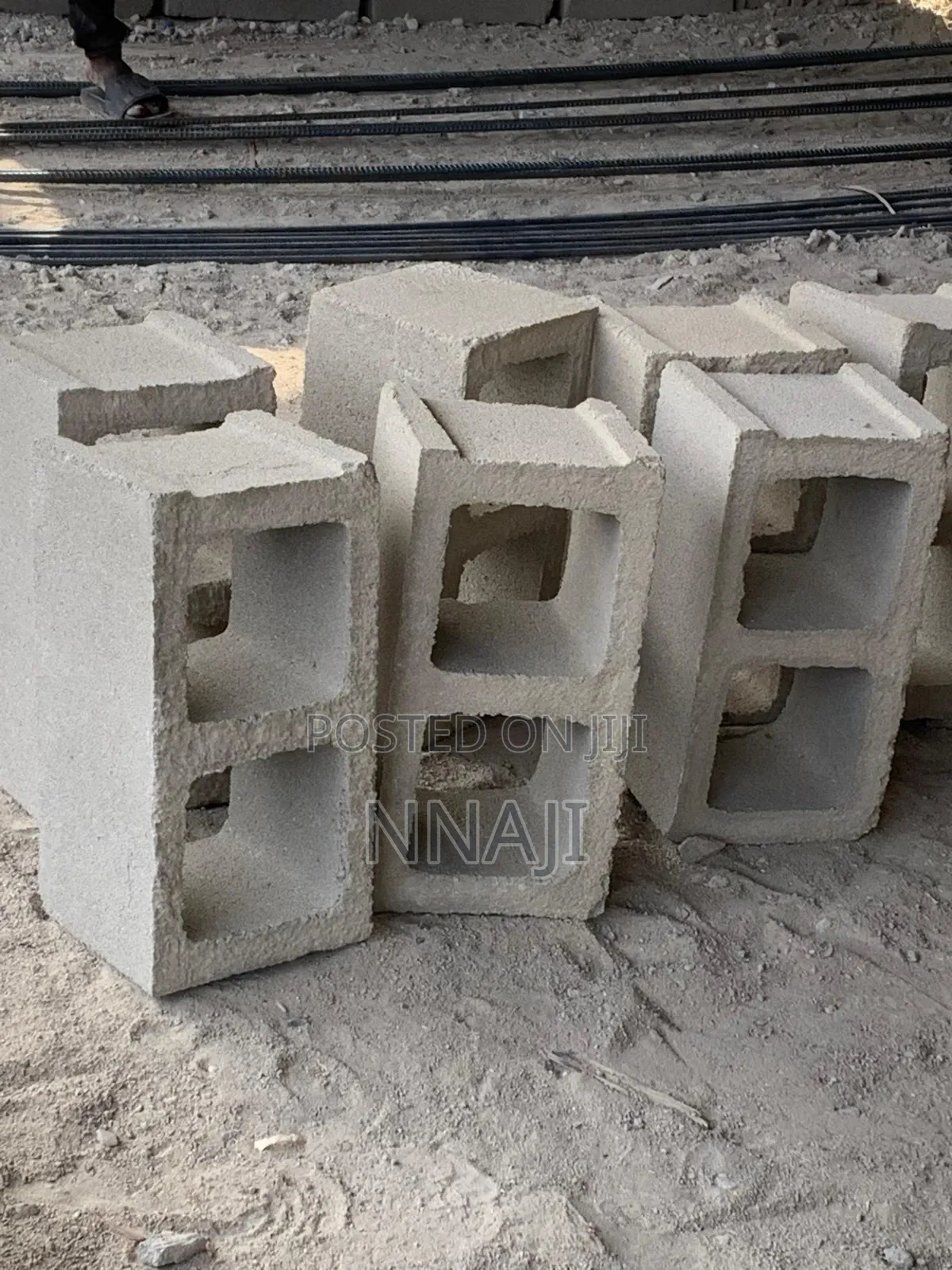 Strong Blocks and Sand Supply