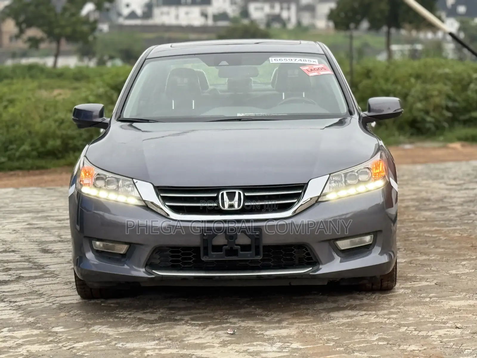 Honda Accord Touring V-6 4dr Sedan (3.5L 6cyl 6A) 2014 Gray