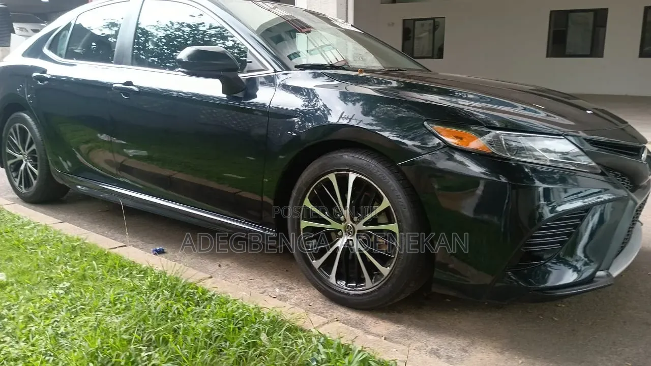 Toyota Camry 2020 Black