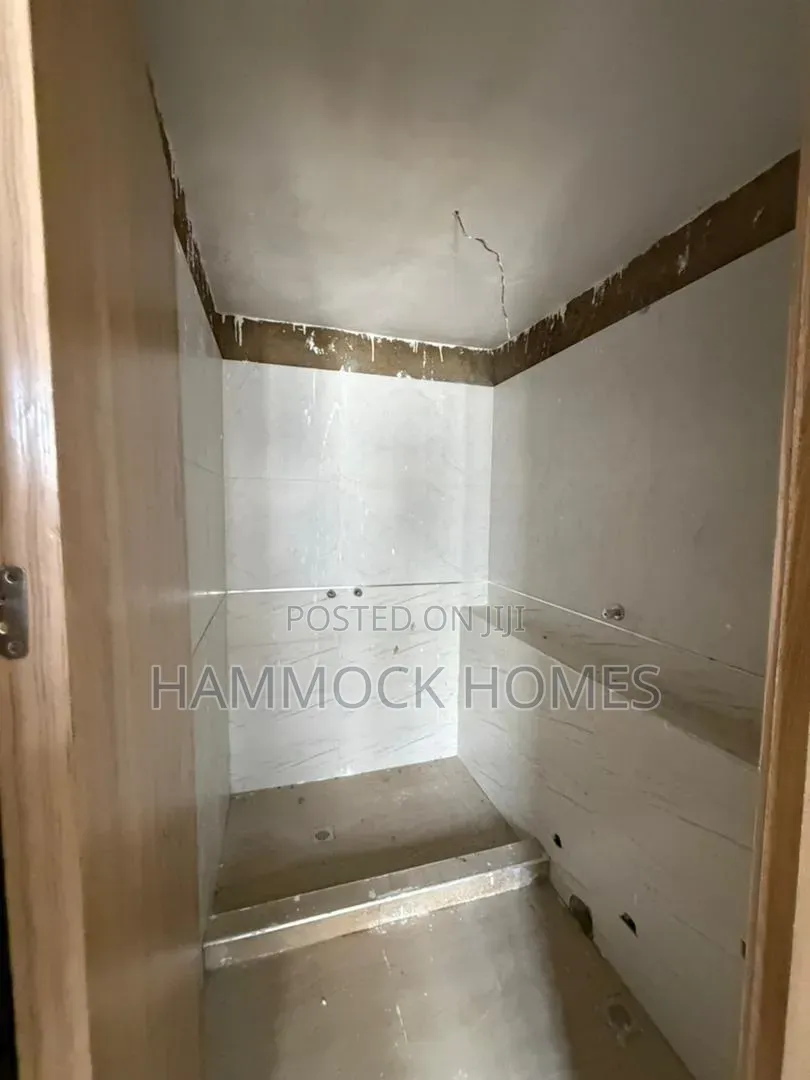 3bdrm Townhouse/Terrace in Awosika Avenue, Old Bodija for sale