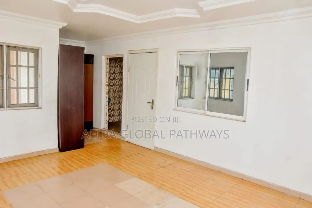 5bdrm Duplex in Dele Adedugbe, Abule Egba for sale