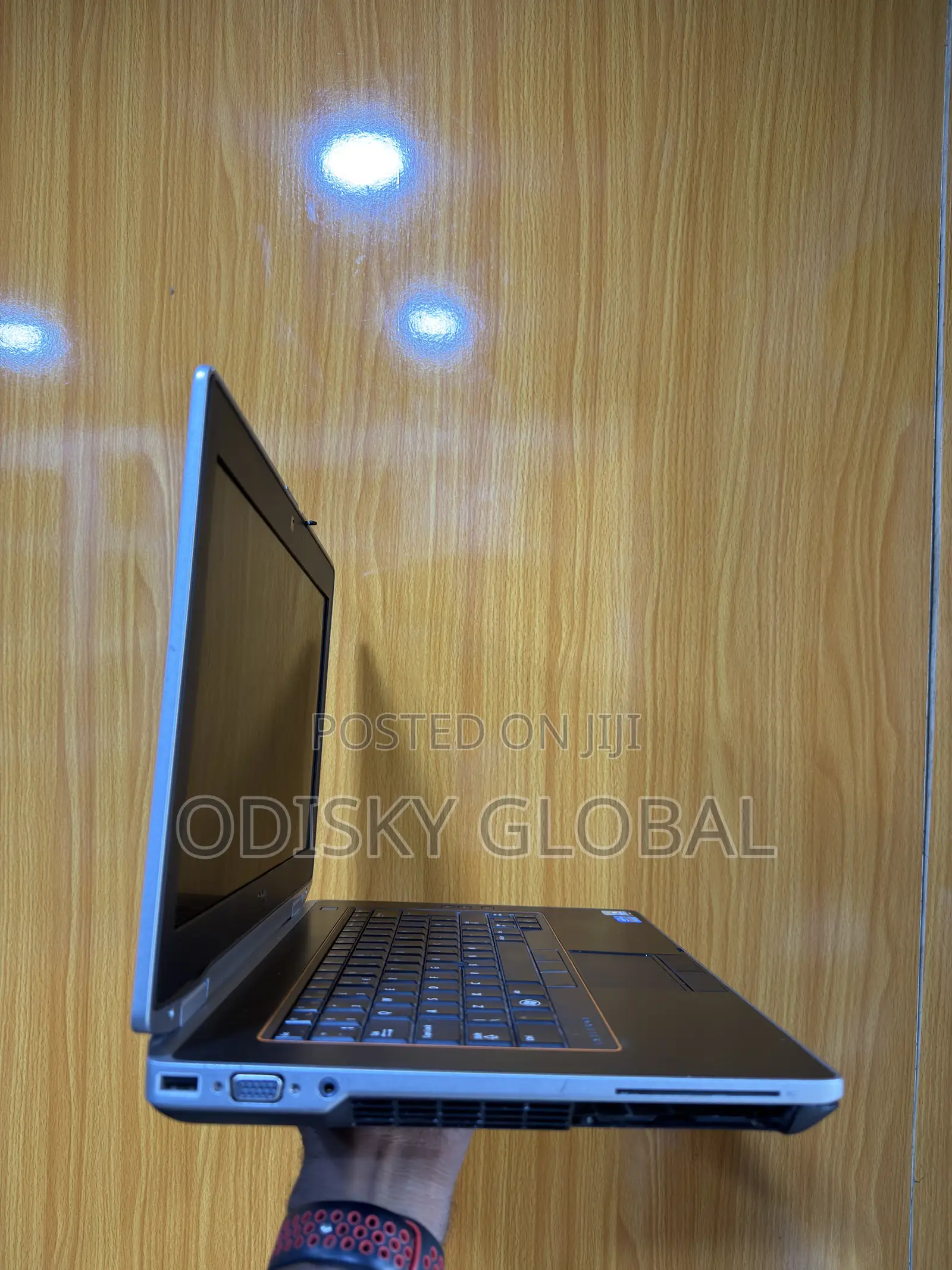 Laptop Dell Latitude E6420 4GB Intel Core i5 HDD 320GB