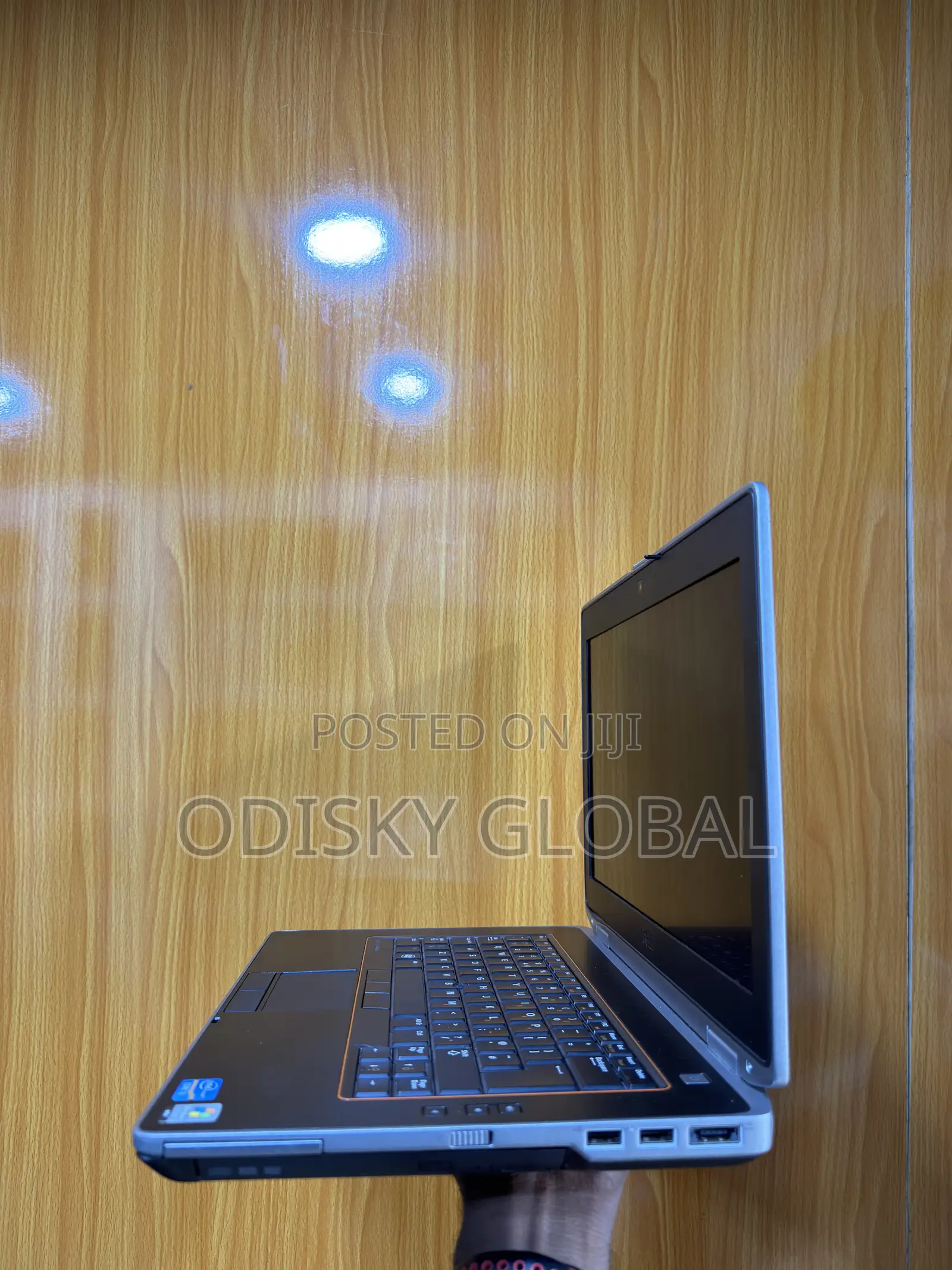 Laptop Dell Latitude E6420 4GB Intel Core i5 HDD 320GB