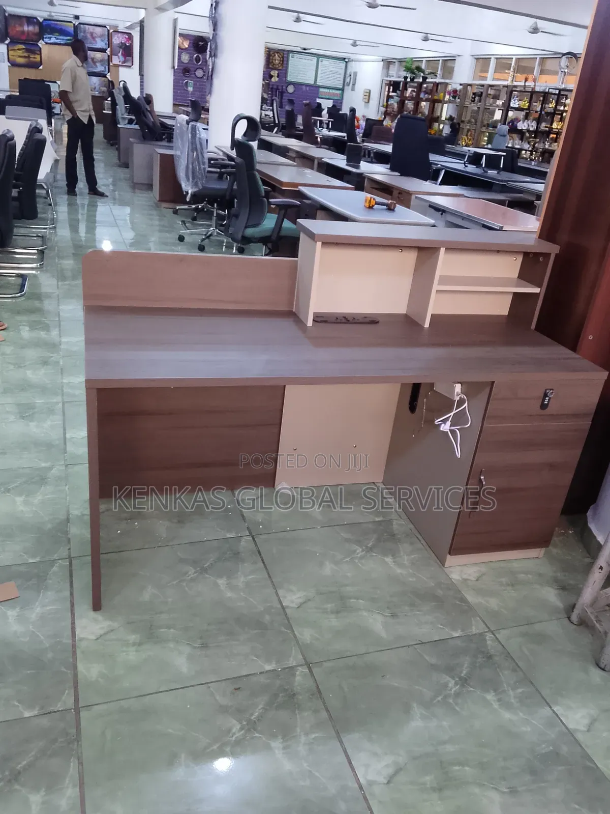 1.6mtr Reception Table With Led