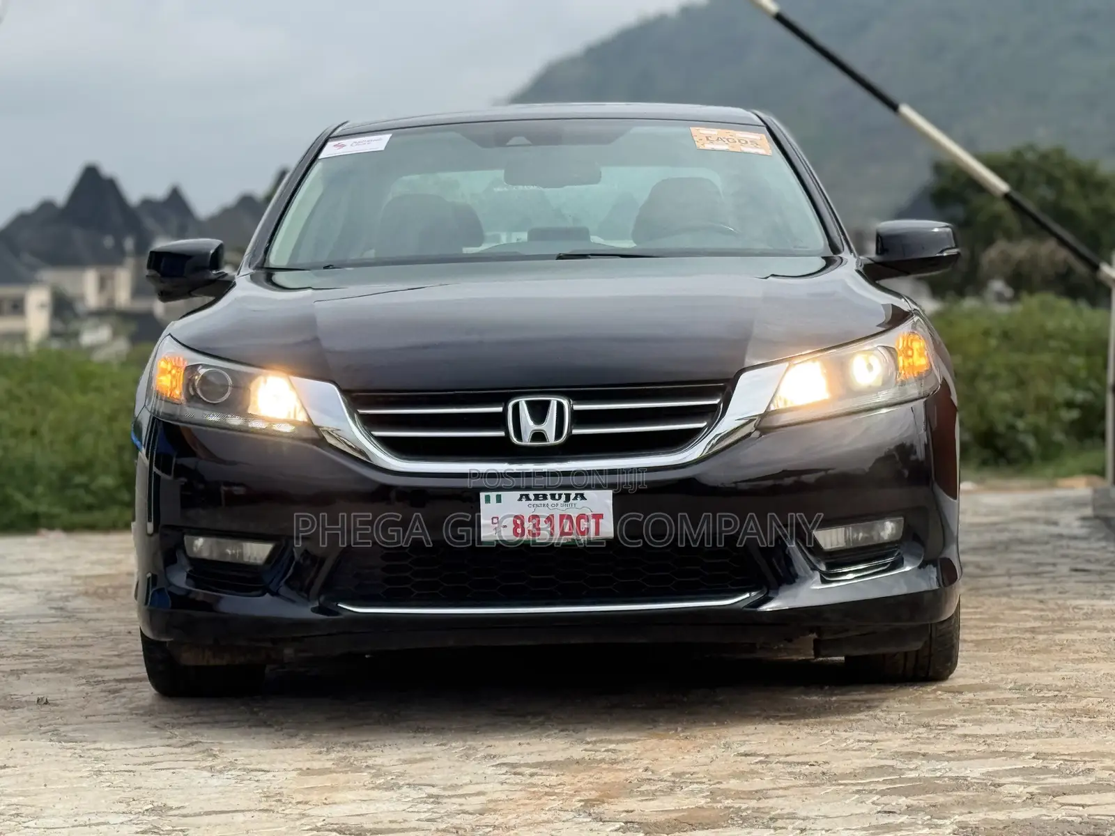 Honda Accord Touring V-6 4dr Sedan (3.5L 6cyl 6A) 2014 Black