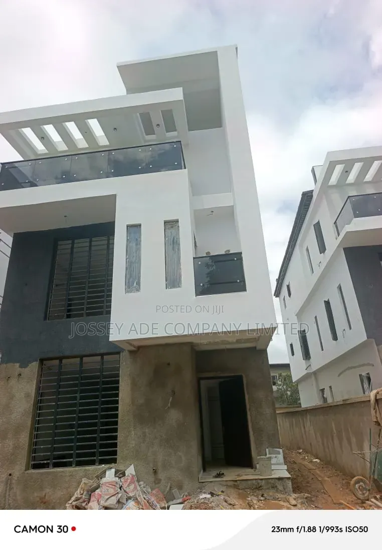 Furnished 5bdrm Duplex in Ikeja GRA for sale