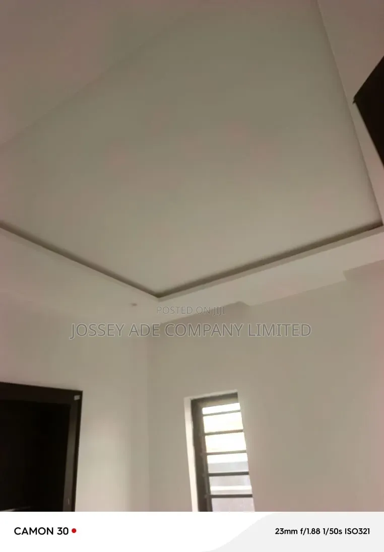 Furnished 5bdrm Duplex in GRA Phase 1 for sale