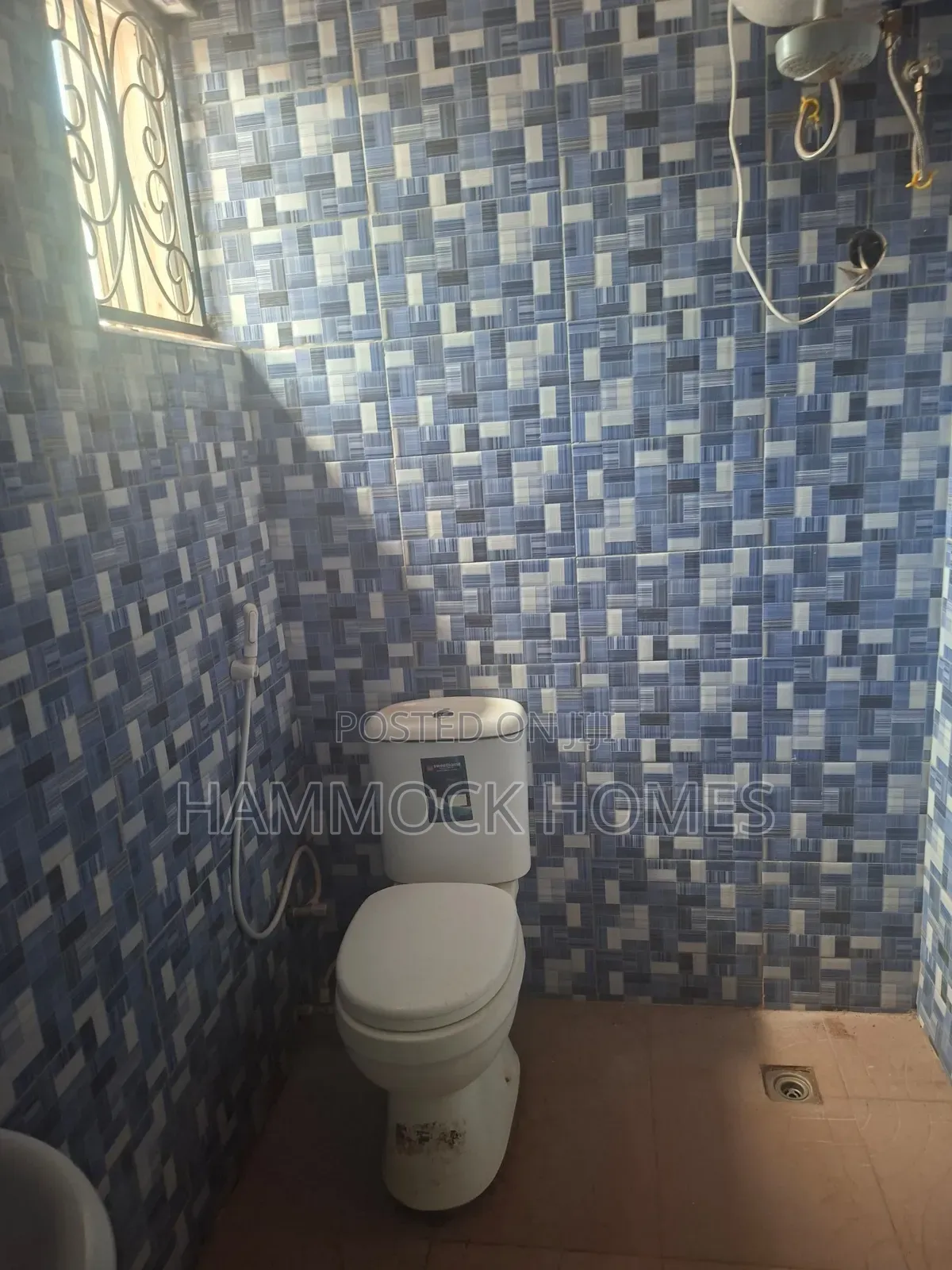 2bdrm Bungalow in Okebadan Estate, Akobo for rent